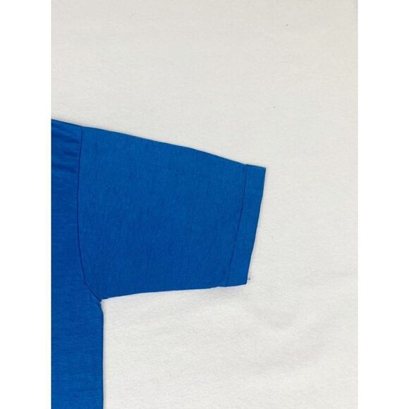 Vintage I Survived a Night of Andy Singing T-shirt Mr Moto Movie Store - Picture 5 of 9